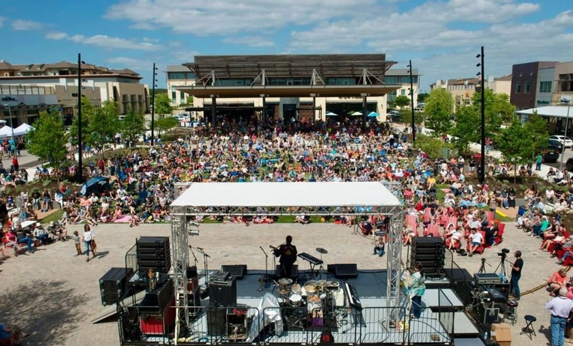 Saturday evening concert in Central Plaza at the Hill Country Galleria