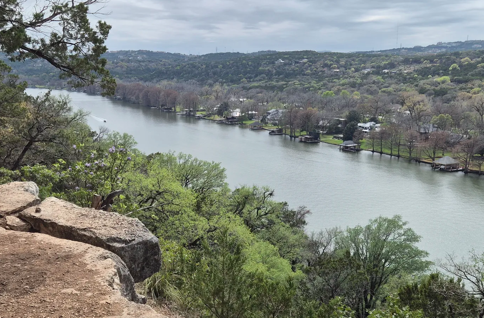 A Steiner Ranch trail leading toward Lake Austin